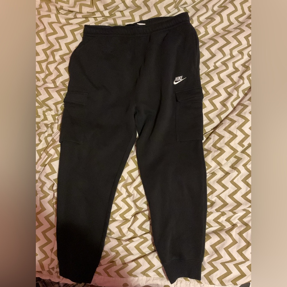 Nike Sportswear Club Fleece
Men’s Cargo pants